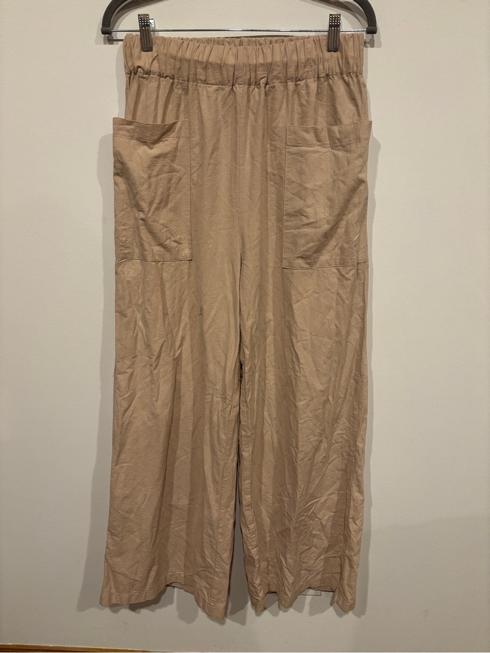 Zenana Tan Wide-Leg Pull-On Pants with Front Pockets - Women’s Large